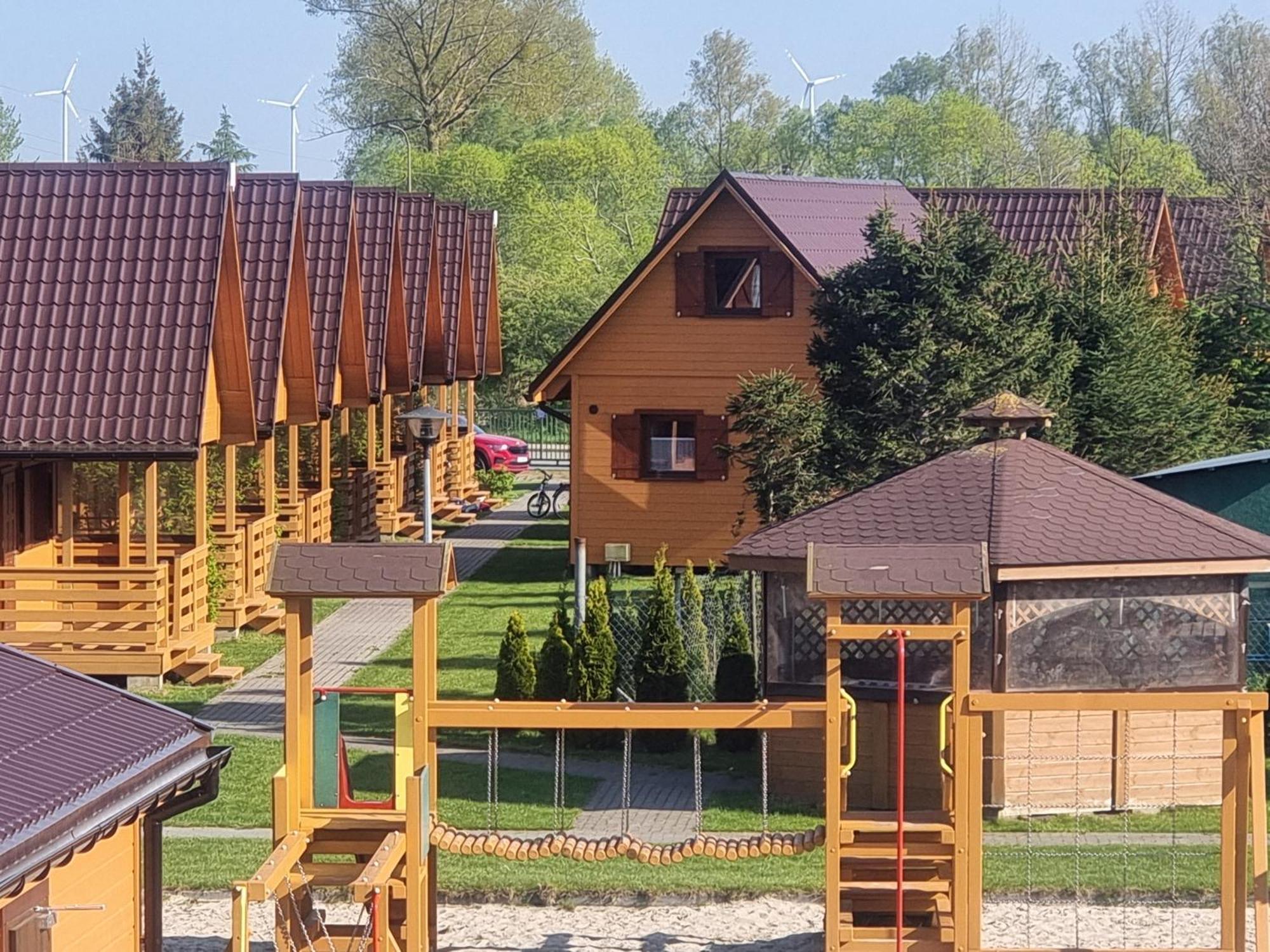 Osrodek Wypoczynkowy Nad Morzem Semi * Wicie (West Pomeranian)